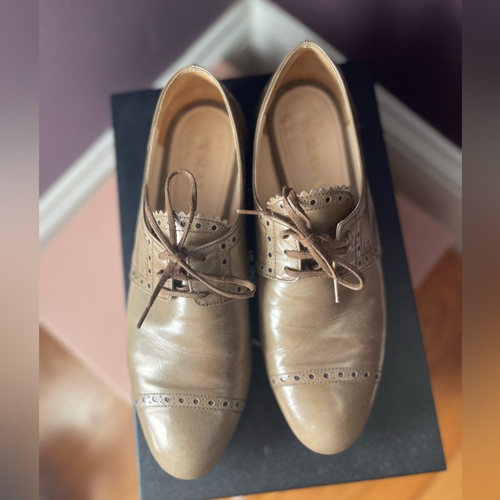 PRADA Oxford shoes size 38